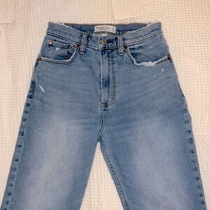 Abercrombie Ankle Straight Ultra High Rise Jeans (Curve Love)